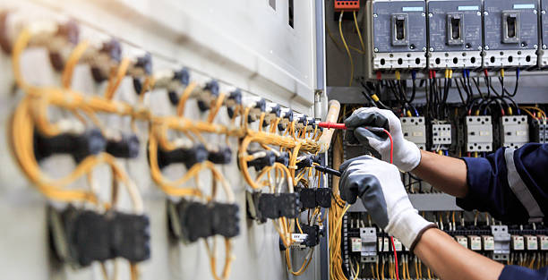 Professional Electrician technician working in Brier, WA